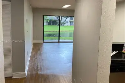 9981 Nob Hill Ct, Sunrise: photo 1 of 14