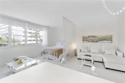 100 Lincoln Rd #306, Miami Beach: photo 1 of 32