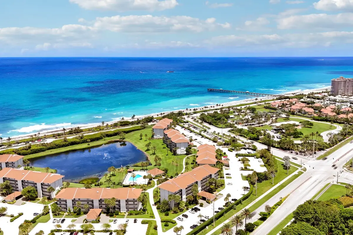 401 S Seas Dr #203, Jupiter: photo 1 of 55