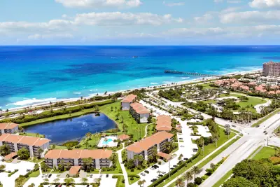 401 S Seas Dr #203, Jupiter: photo 1 of 55