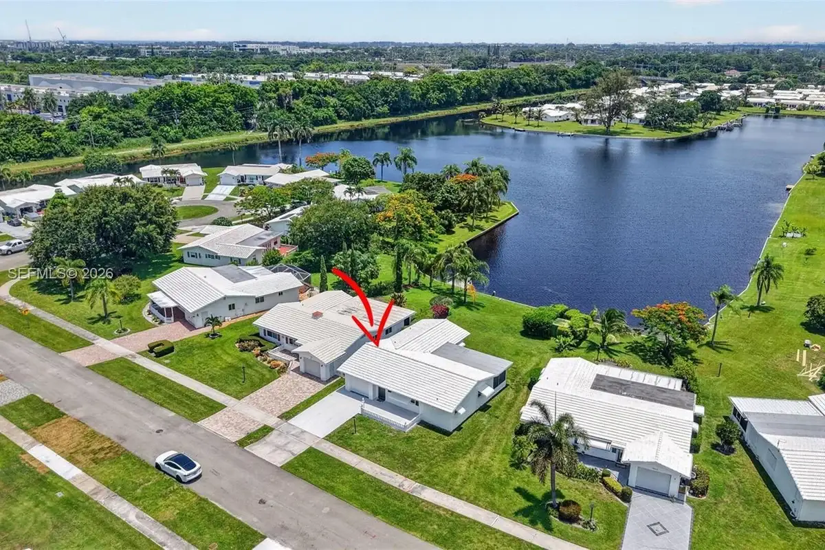 1502 SW 17th Ave, Boynton Beach: photo 1 of 70