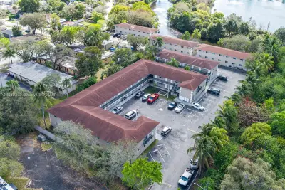 510 NW 24th Ave #45, Fort Lauderdale: photo 1 of 9