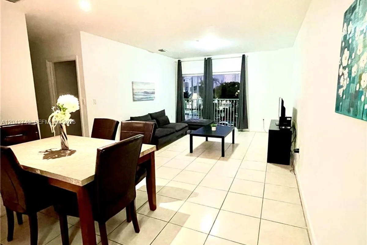 2280 SW 32nd Ave #202, Miami: photo 1 of 27