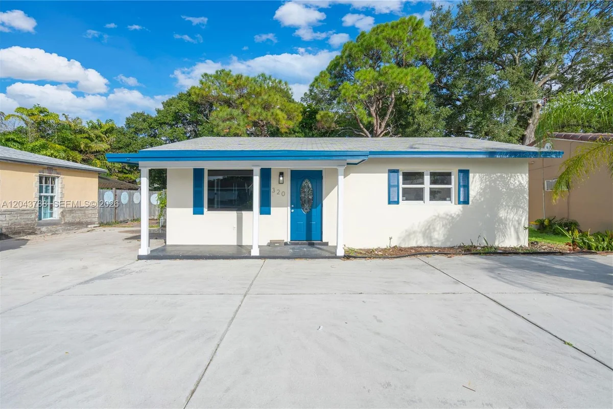 1320 N Andrews Ave, Fort Lauderdale: photo 1 of 21