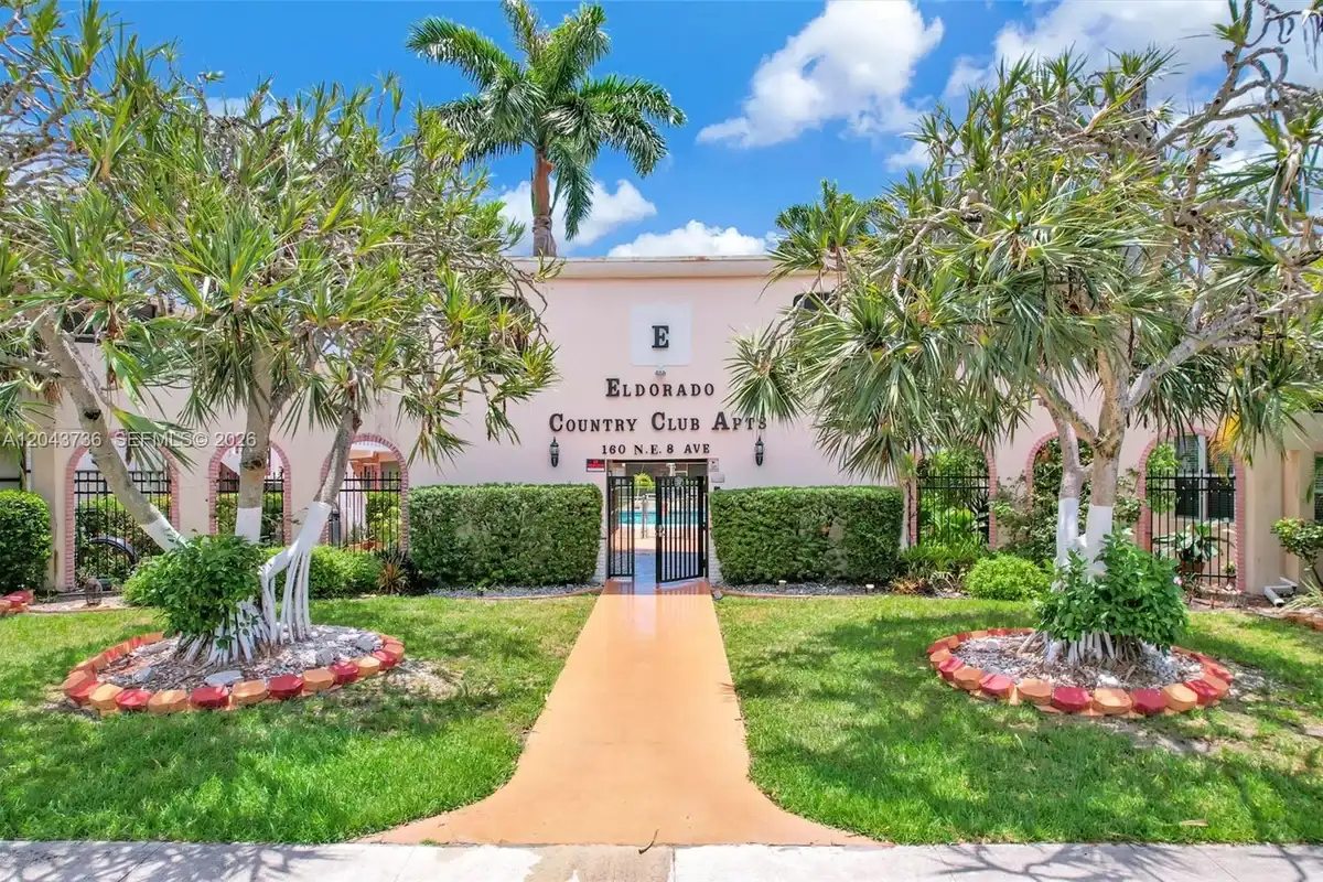 160 NE 8th Ave #27A, Hallandale Beach: photo 1 of 47