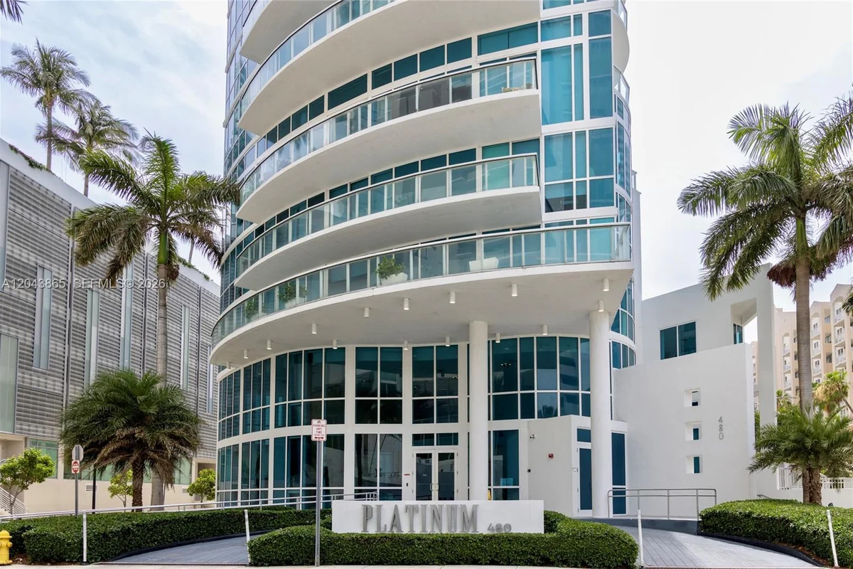 480 NE 30th St #1507, Miami: photo 1 of 51