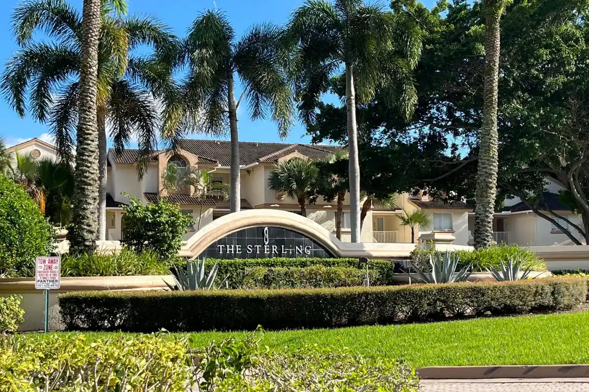 18106 Glenmoor Dr, West Palm Beach: photo 1 of 17