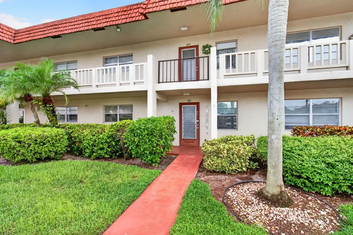 4 Abbey Ln #103, Delray Beach: photo 1 of 24