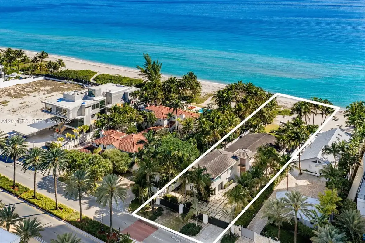 105 Ocean Blvd, Golden Beach: photo 1 of 25