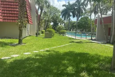 5 Jacaranda Country Club Dr #206, Plantation: photo 1 of 9