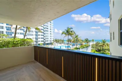 1623 Collins Ave #415, Miami Beach: photo 1 of 48