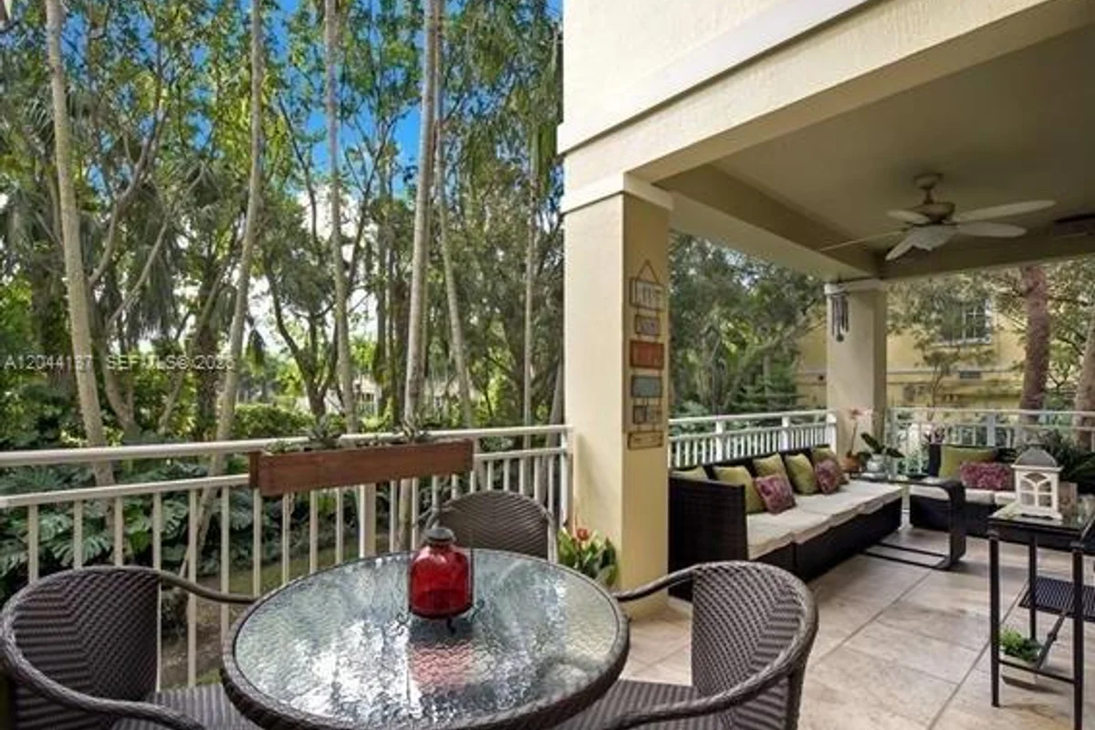 7622 SW 102nd St #120, Pinecrest: photo 1 of 12