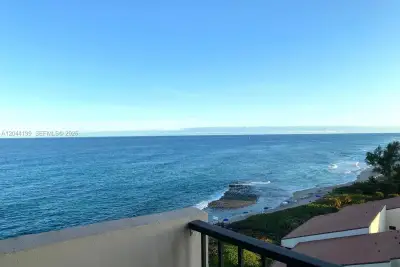4200 N Ocean Dr #1-1103, Riviera Beach: photo 1 of 11