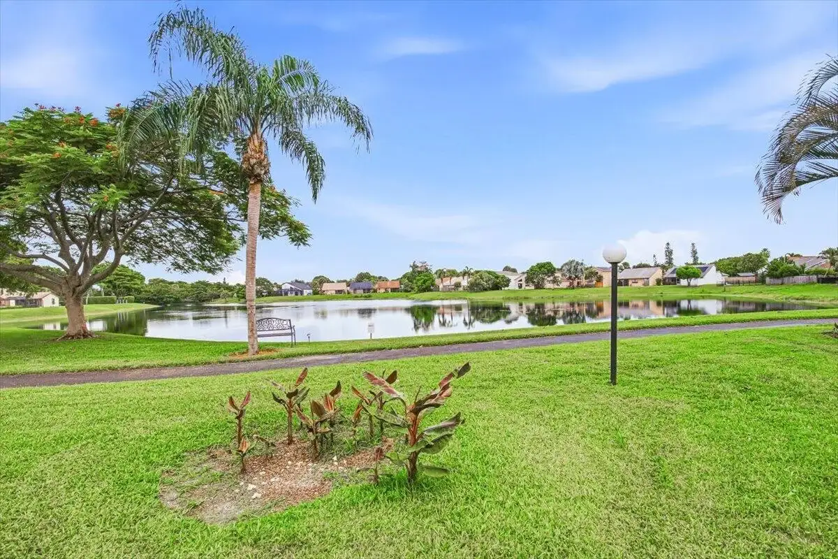23410 Bar Lake Dr, Boca Raton: photo 1 of 30