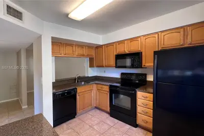 757 NW 92nd Ave, Plantation: photo 1 of 29
