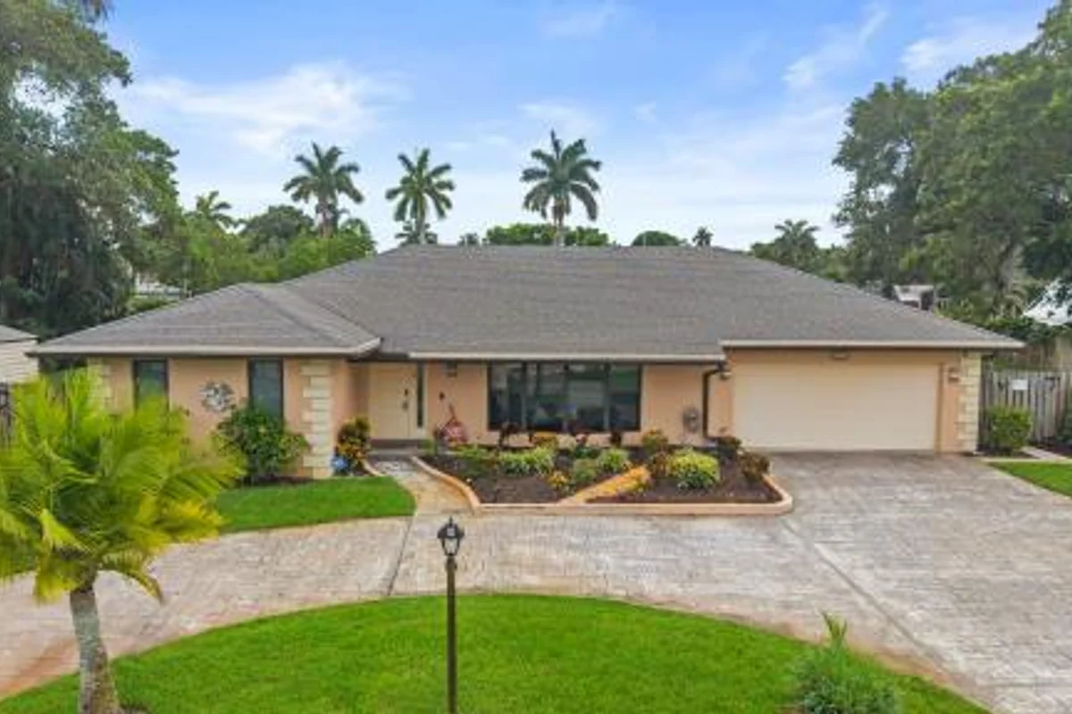 2409 SW 27th Ave, Fort Lauderdale: photo 1 of 68