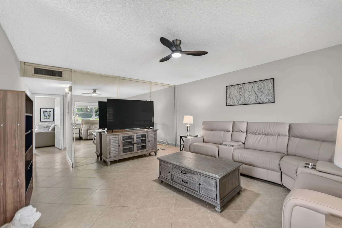 942 Normandy T Trl, Delray Beach: photo 1 of 36