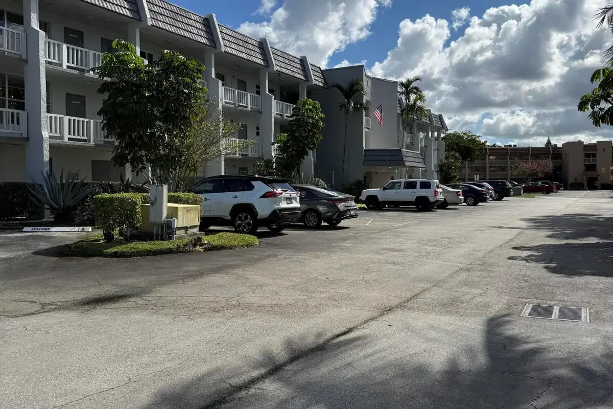 6650 Royal Palm Blvd #205c, Margate: photo 1 of 25