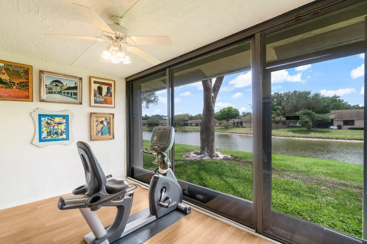 8286 Springlake Dr, Boca Raton: photo 1 of 43