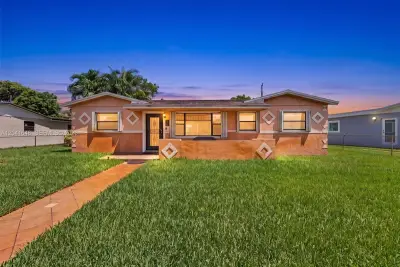 2915 NW 206th St, Miami Gardens: photo 1 of 26