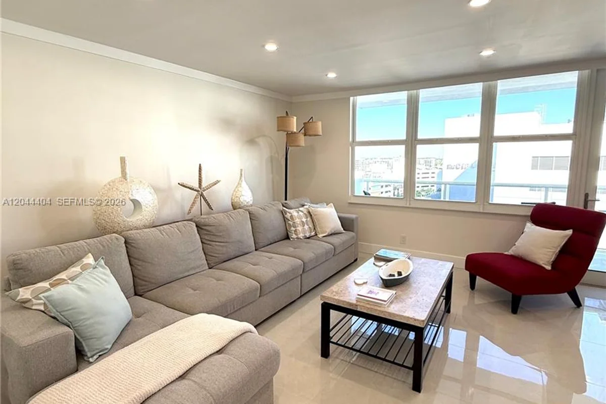 3725 S Ocean Dr #1225, Hollywood: photo 1 of 33