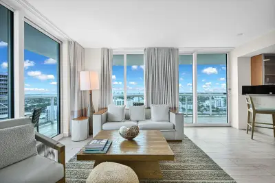 505 N Fort Lauderdale Beach Blvd #2101, Fort Lauderdale: photo 1 of 88