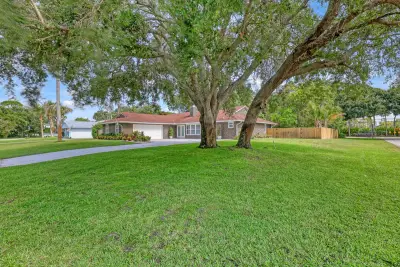 6185 White Oak Ct, Jupiter: photo 1 of 50