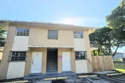 2835 NW 22nd Ave, Miami: photo 1 of 60