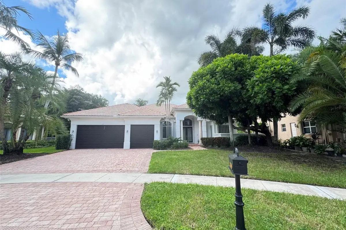 11165 Whitehawk St, Plantation: photo 1 of 22