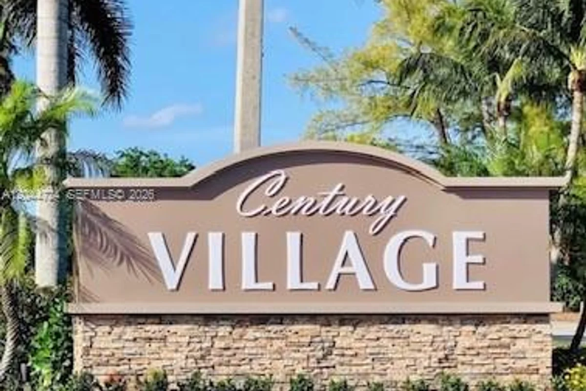 306 Norwich M, West Palm Beach: photo 1 of 14