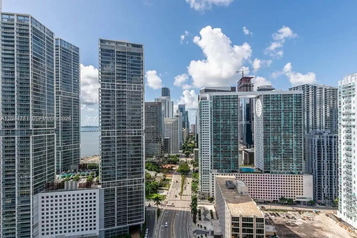 200 Biscayne Boulevard Way #3102, Miami: photo 1 of 29