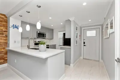 9780 Marina Blvd #421, Boca Raton: photo 1 of 40
