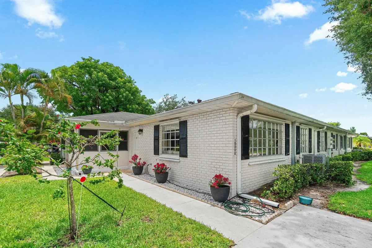 10098 S 40th Dr S, Boynton Beach: photo 1 of 36