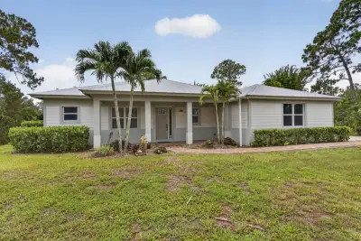 18842 93rd Rd N, Loxahatchee: photo 1 of 56