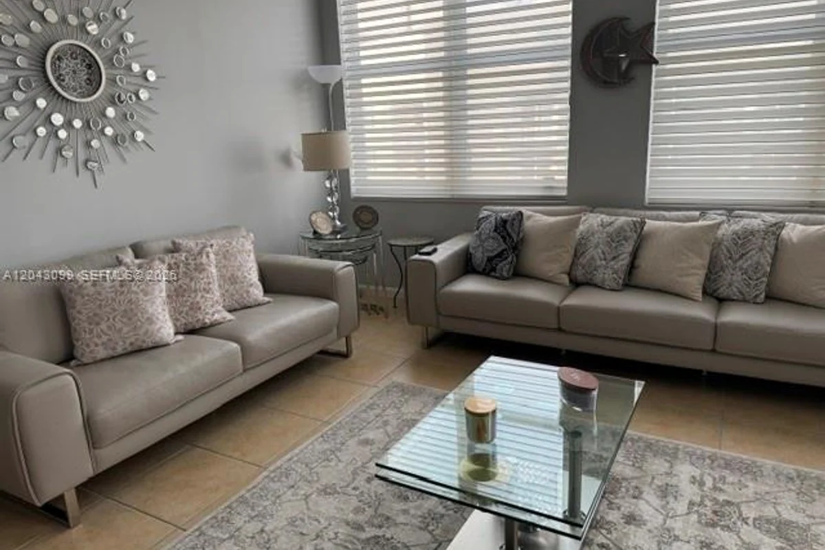 511 SE 5th Ave #1705, Fort Lauderdale: photo 1 of 15