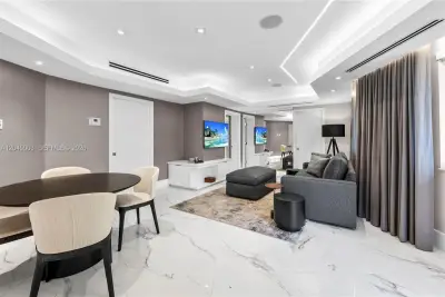 10190 Collins Ave #203, Bal Harbour: photo 1 of 19