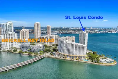 800 Claughton Island Dr #502, Miami: photo 1 of 27