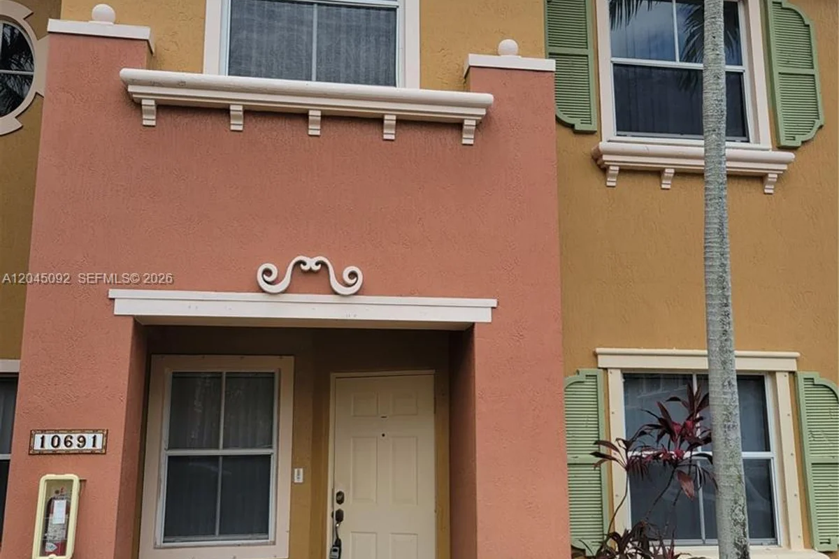 10691 SW 6th St #804, Pembroke Pines: photo 1 of 18