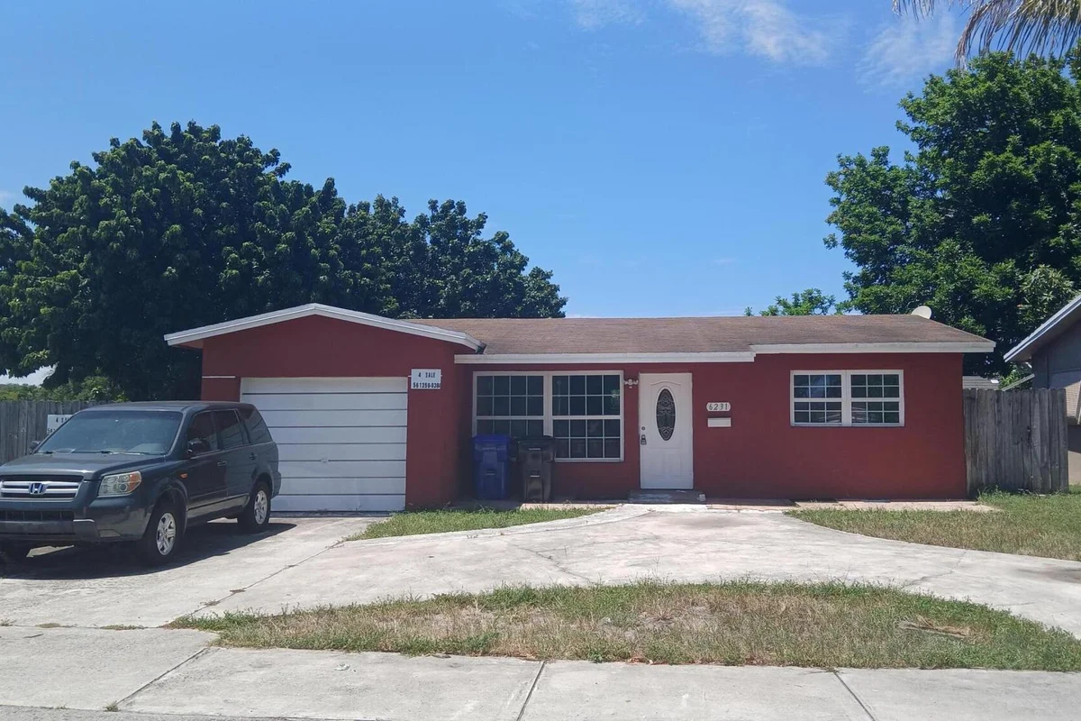 6231 SW 9th Pl, North Lauderdale: photo 1 of 13