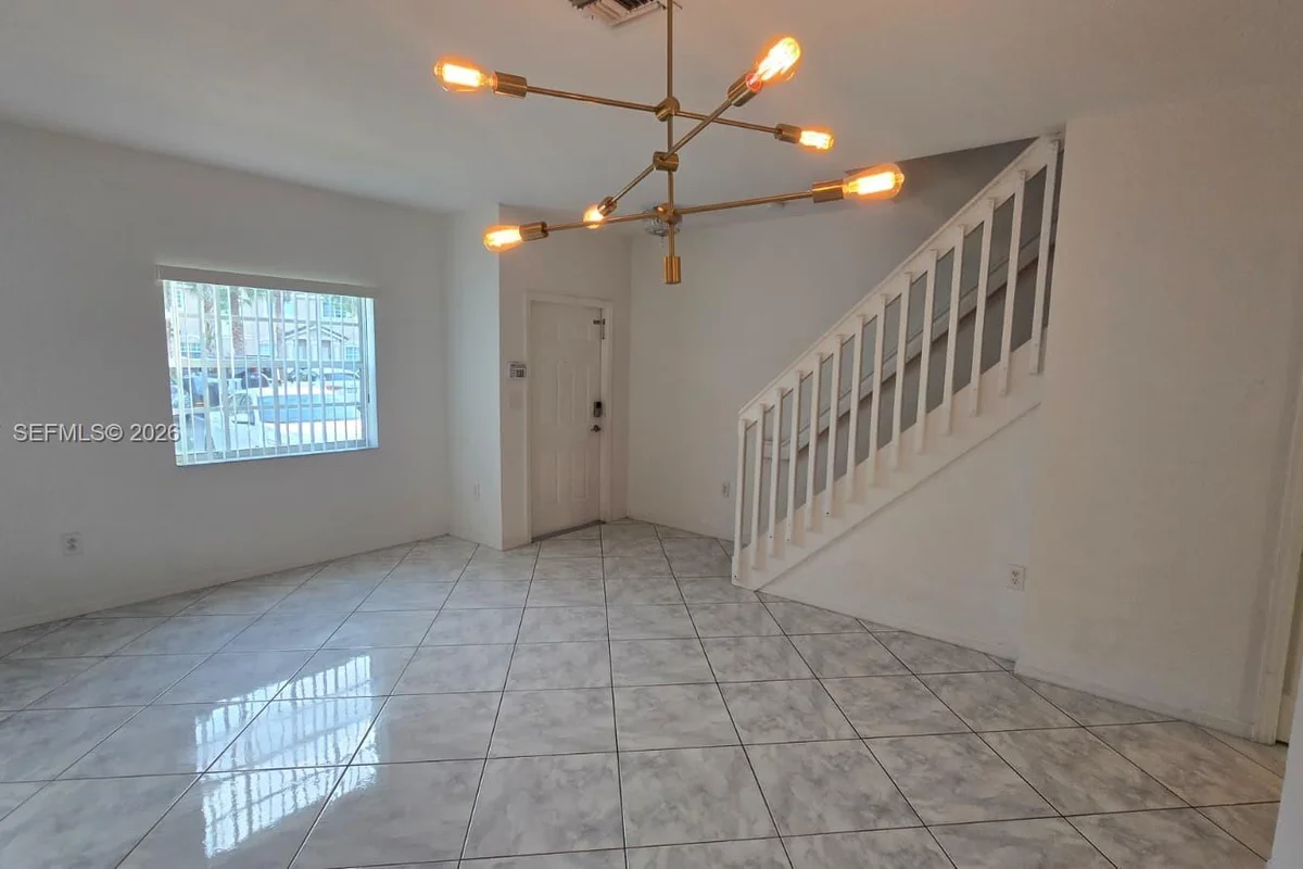 5791 NW 116th Ave #101, Doral: photo 1 of 13