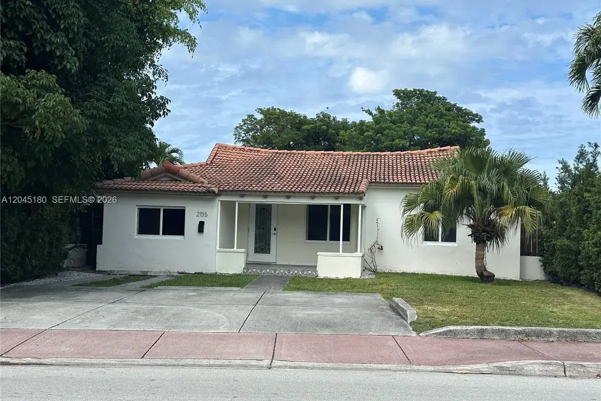 2155 Biarritz Dr, Miami Beach: photo 1 of 15