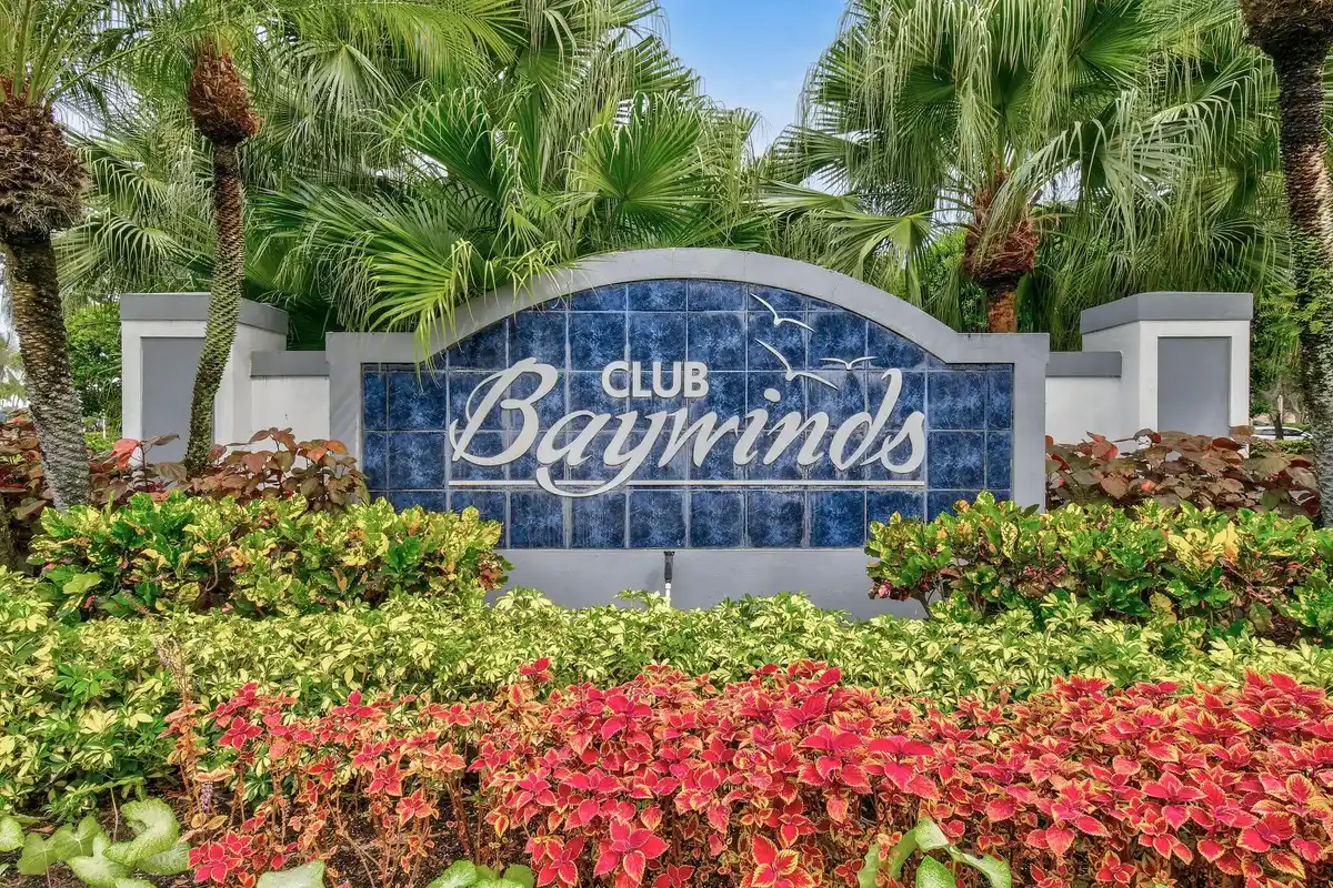 9442 Bridgeport Dr, West Palm Beach: photo 1 of 101