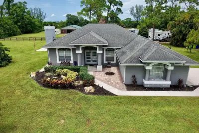 14279 43rd Rd N, Loxahatchee: photo 1 of 11