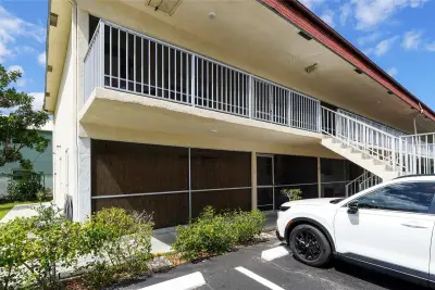 5377 SW 40th Ave #105, Dania Beach: photo 1 of 22