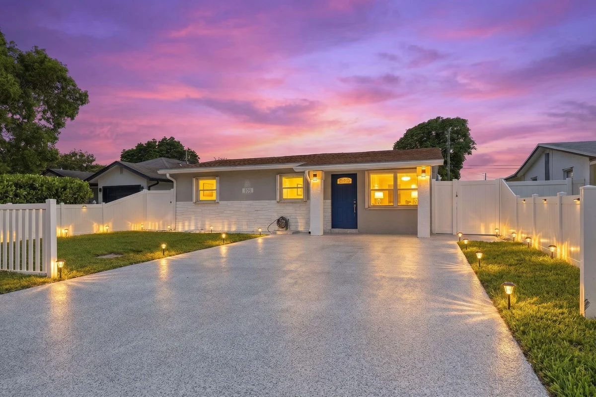 128 NW 10th Ave, Delray Beach: photo 1 of 54