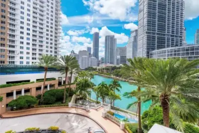 901 Brickell Key Blvd #702, Miami: photo 1 of 19