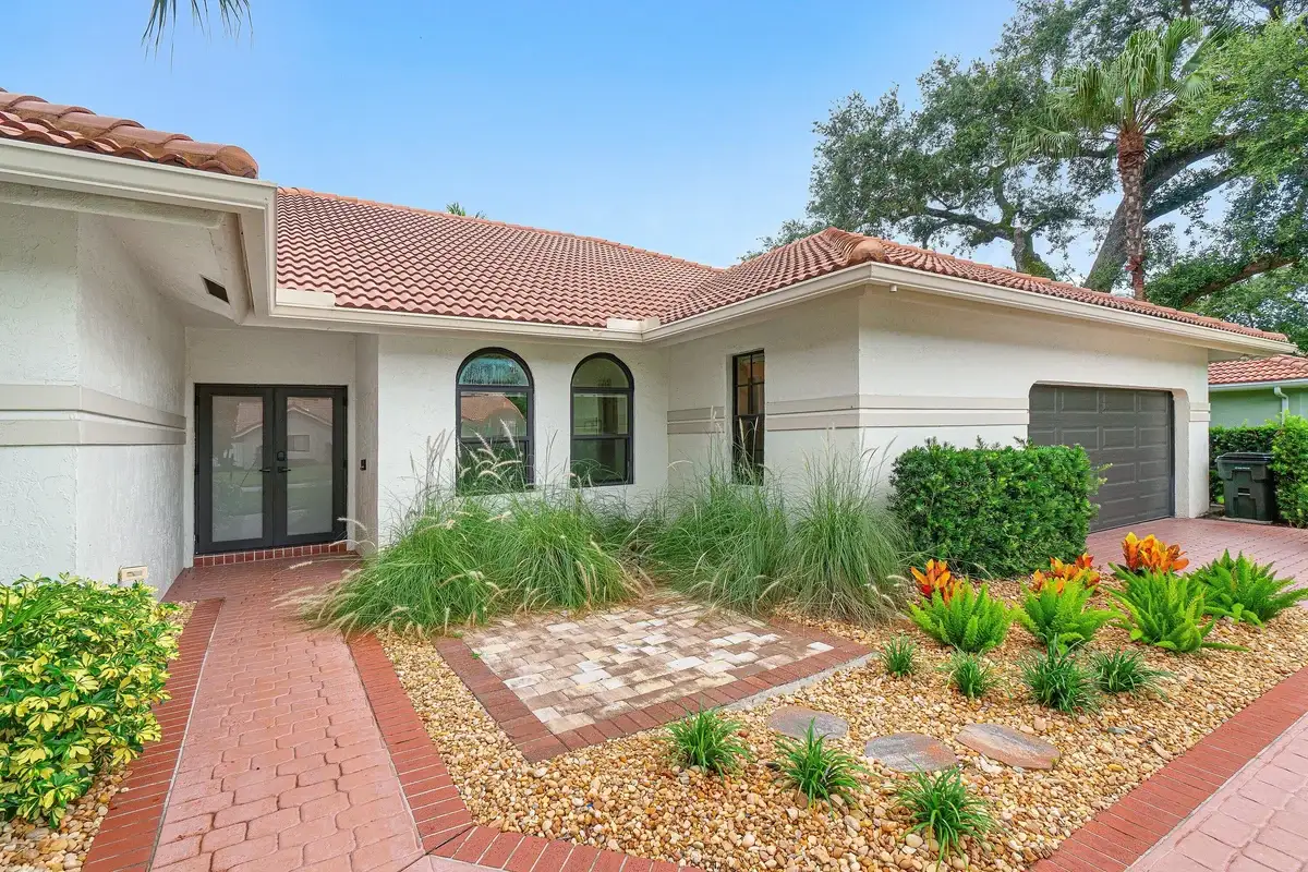 3615 SW 24th Ln, Delray Beach: photo 1 of 57