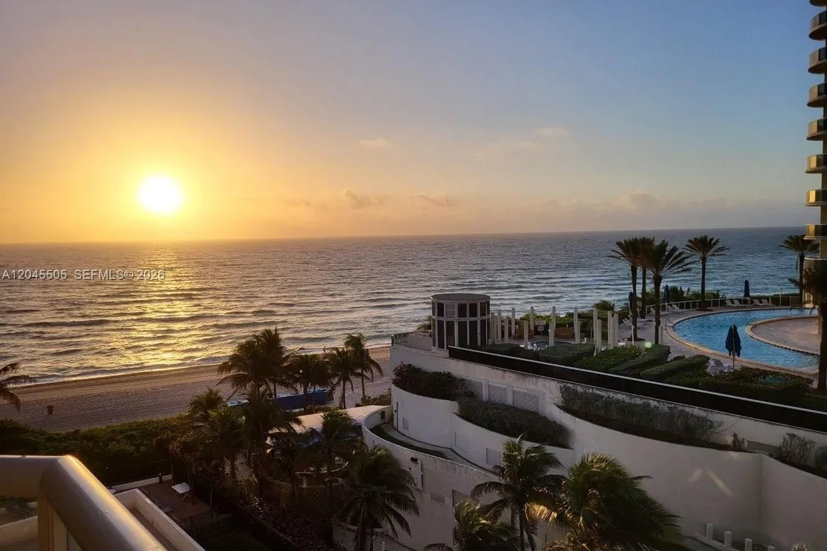 17275 Collins Ave #804, Sunny Isles Beach: photo 1 of 22
