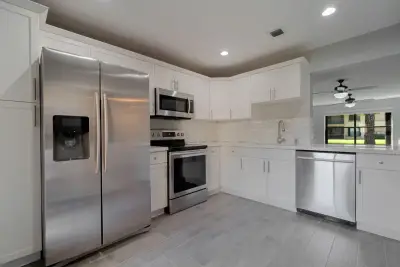 Condo in Wellington: photo 1 of 30