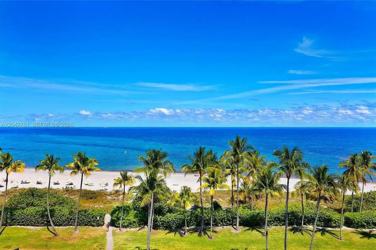 201 Crandon Blvd #643, Key Biscayne: photo 1 of 39